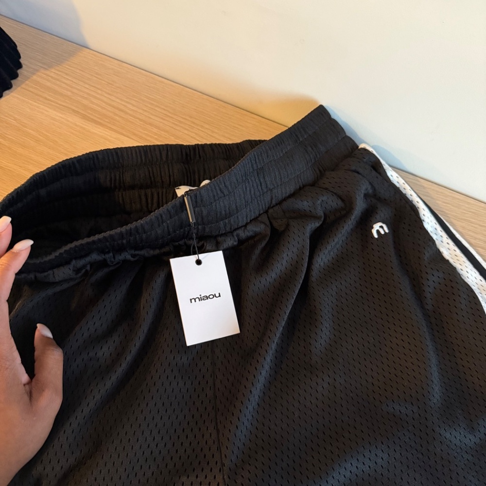 Women’s Miaou shorts - Picture 2 of 4